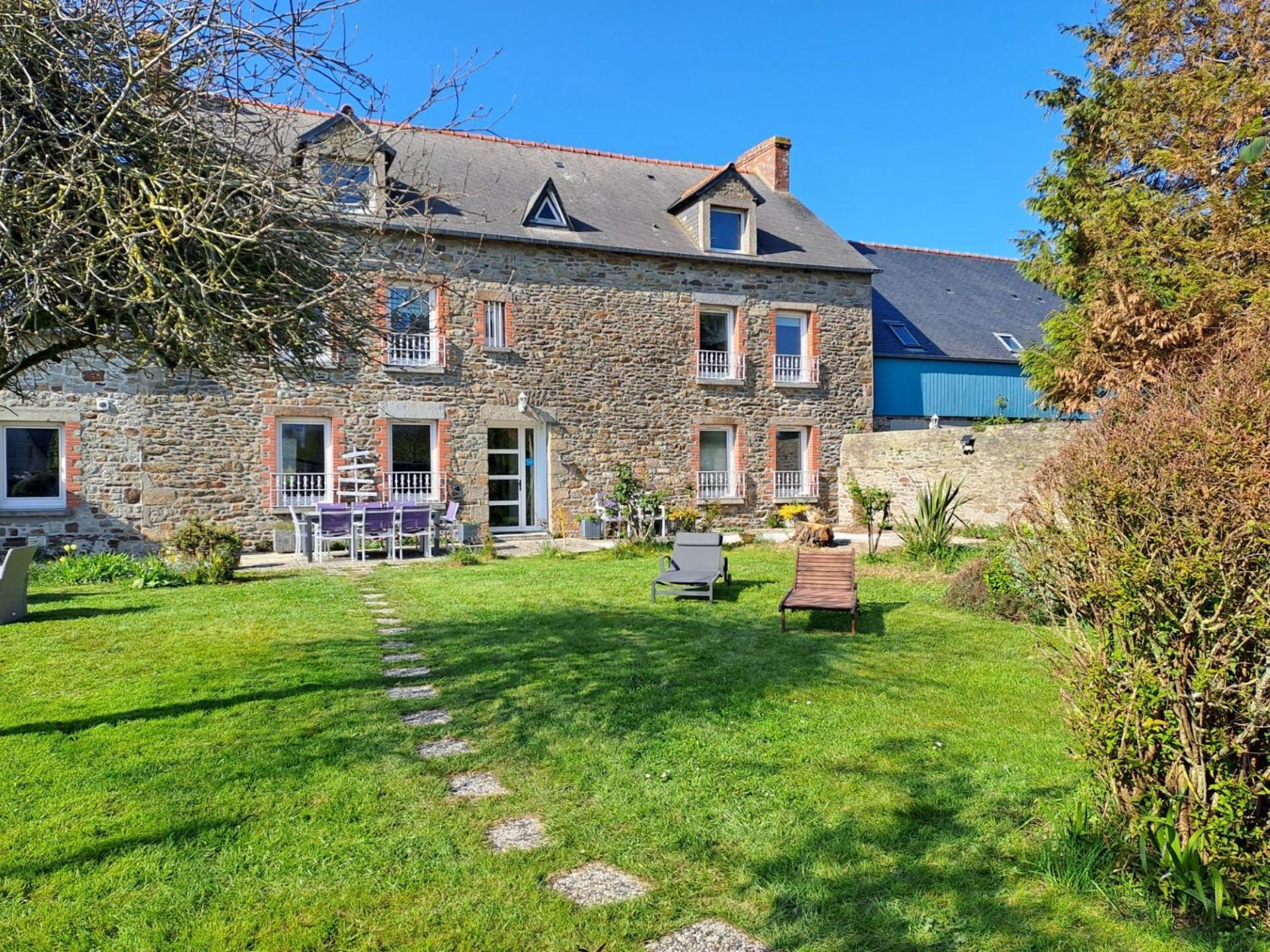 Le Lac Cherrueix Exterior photo